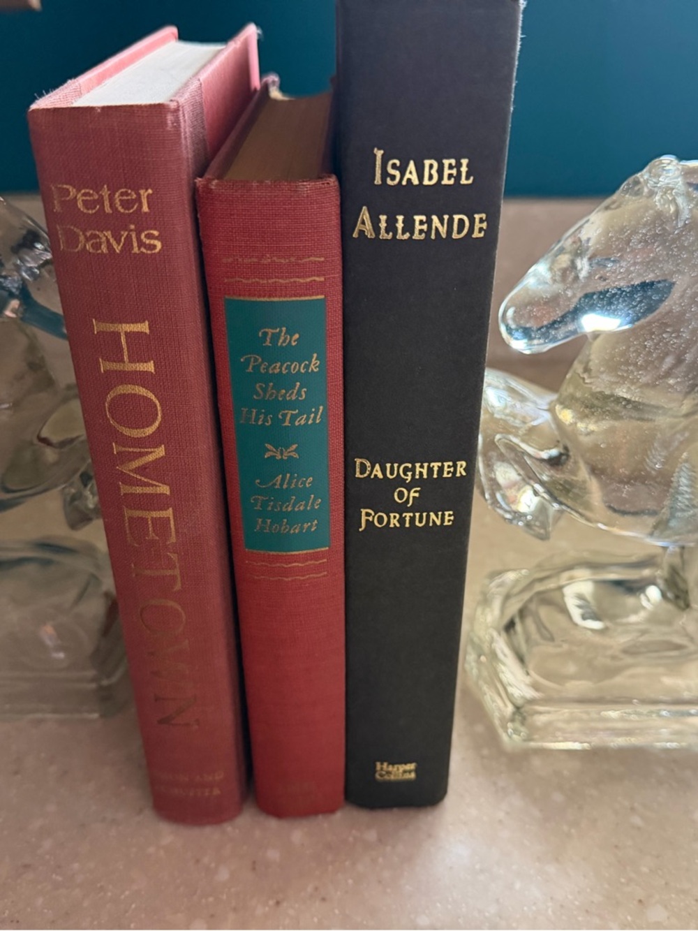 vintage L.E. Smith clear glass rearing horse figurine bookends